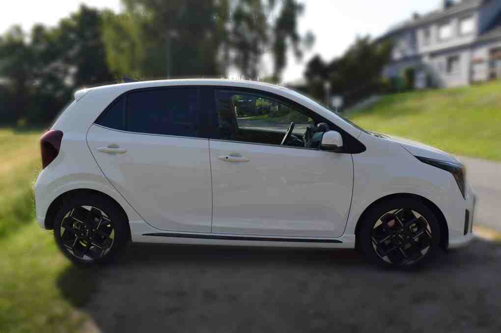 Home 11 Picanto_Seite_rechts