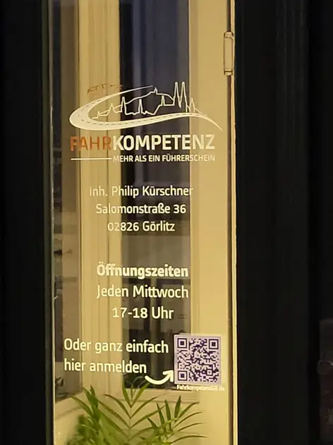 Home 22 Fahrschule_oeffnungszeiten